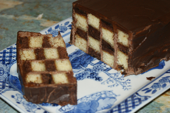 Checkerboard cake