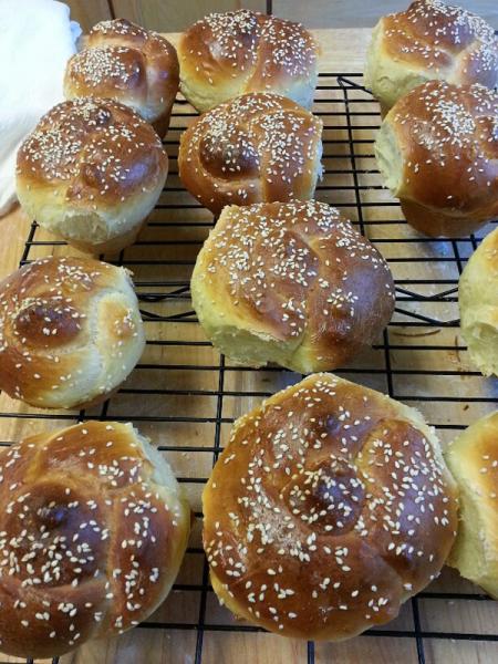 Challah rolls